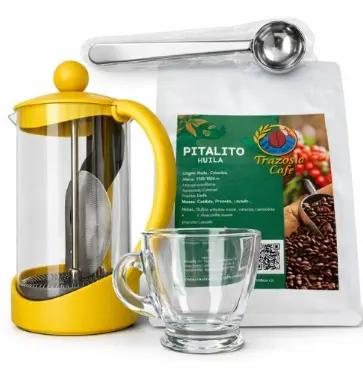 Detalle del contenido del Kit Cafetero Trazos de Café